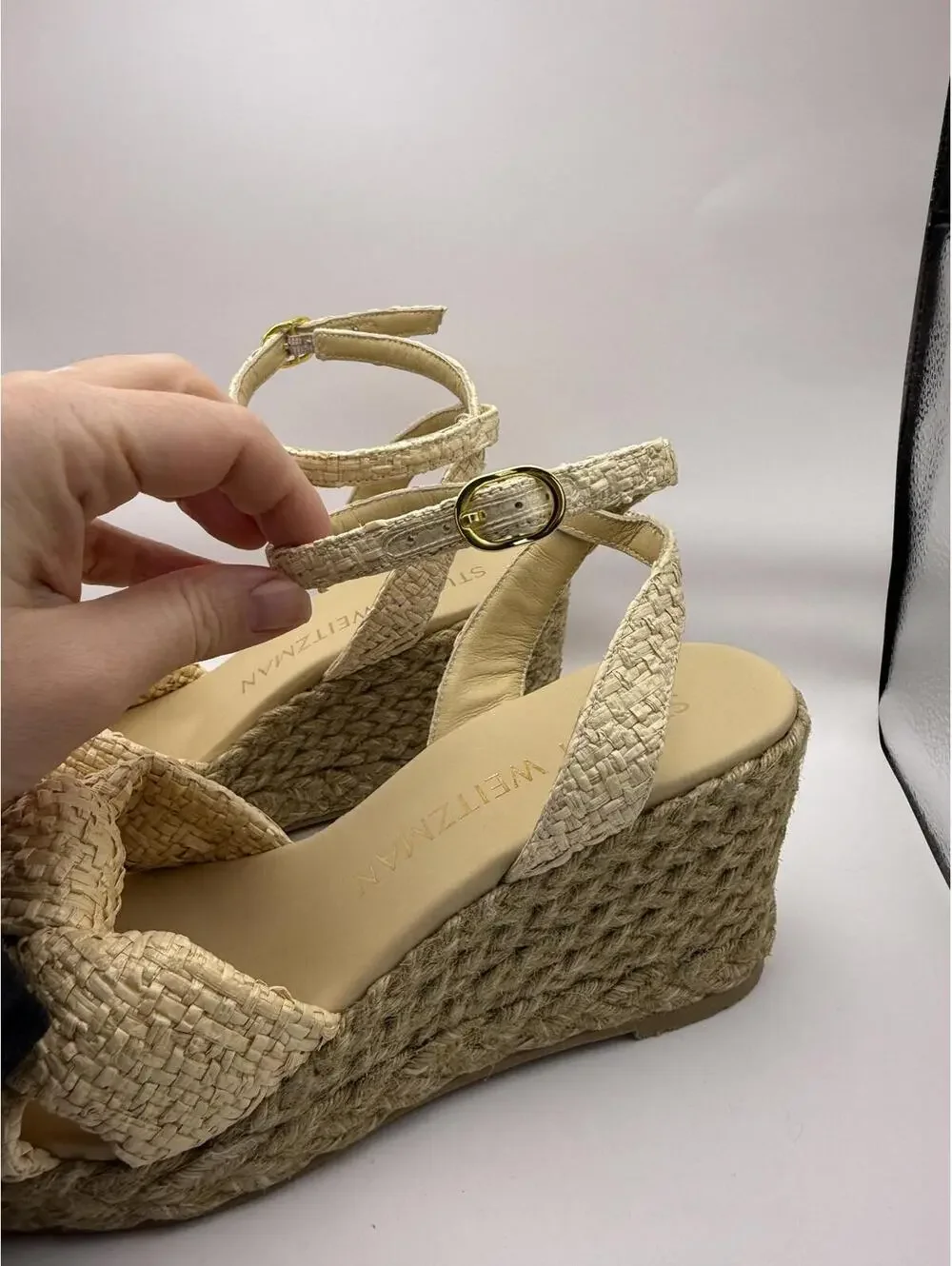 Stuart Weitzman Playa Espa Knot Wedge Sandals Wheat/Natural Size 9.5B - Picture 6 of 14